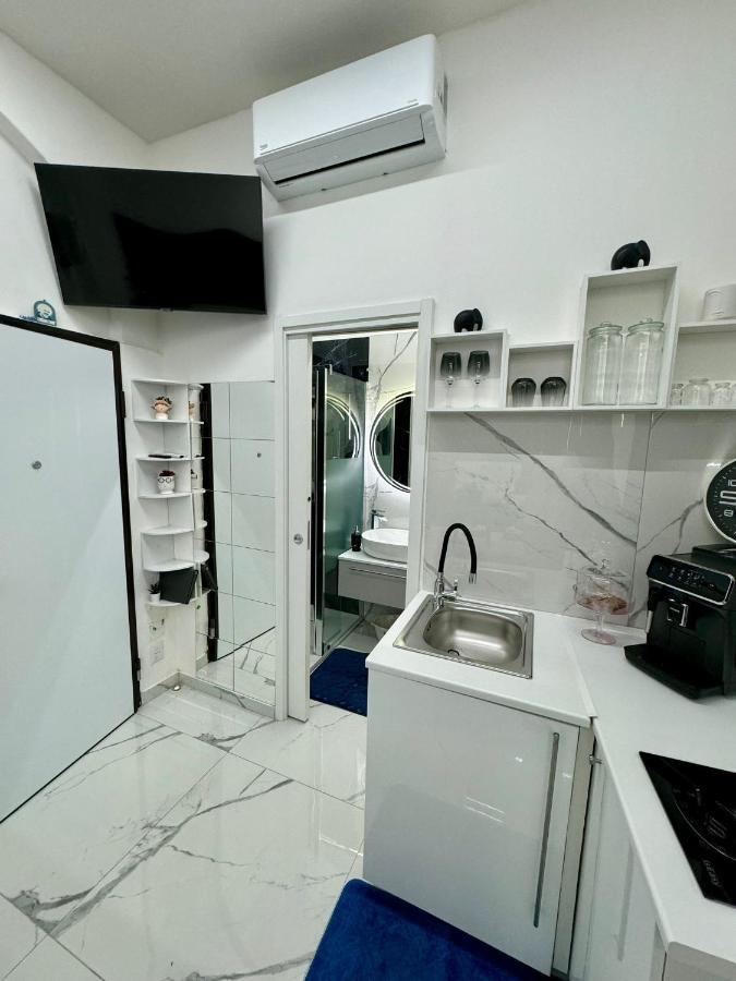 Onny'S House Bed & Breakfast Бари Екстериор снимка